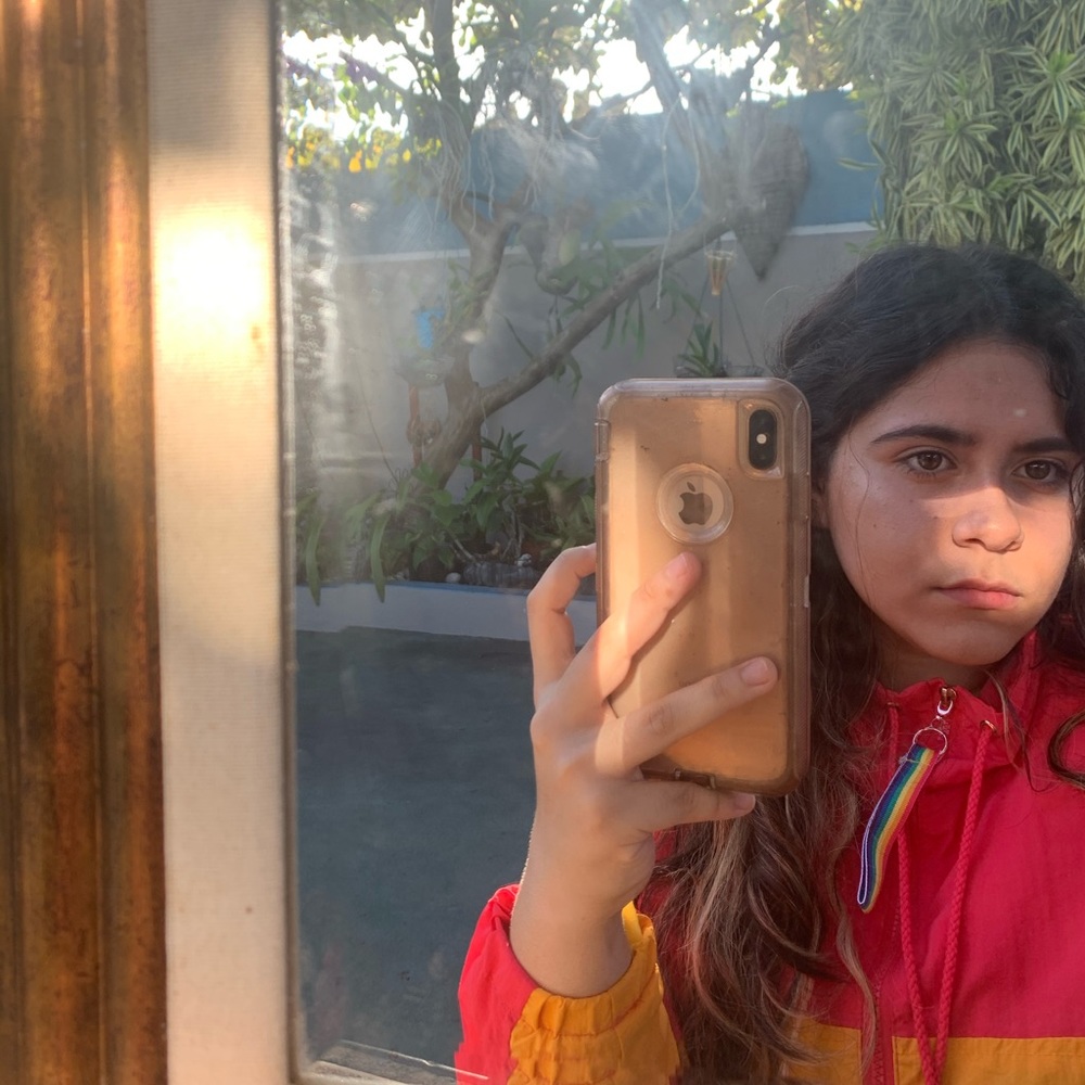 Meet your Posher, Andrea